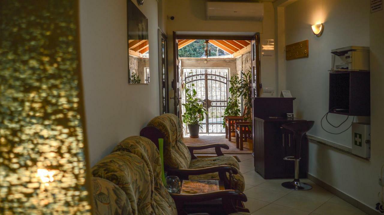 Hostel Синь Екстер'єр фото
